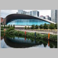 London Aquatics Centre, photo Jim Osley, Wikipedia,2.jpg